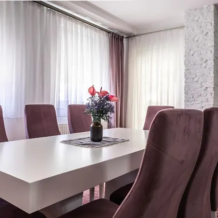 Jana Apartamento